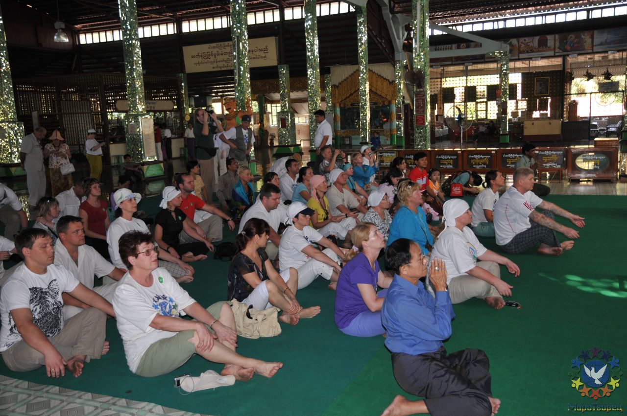 Янгон, завершаюшая поездку медитация в храме NGA HTAT GYI - Бирма 2010, Черкашин Сергей, часть 3