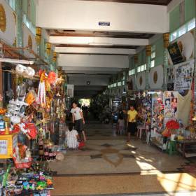 вот такие рыночки в каждом большом храме - Бирма 2010, Черкашин Сергей, часть 3
