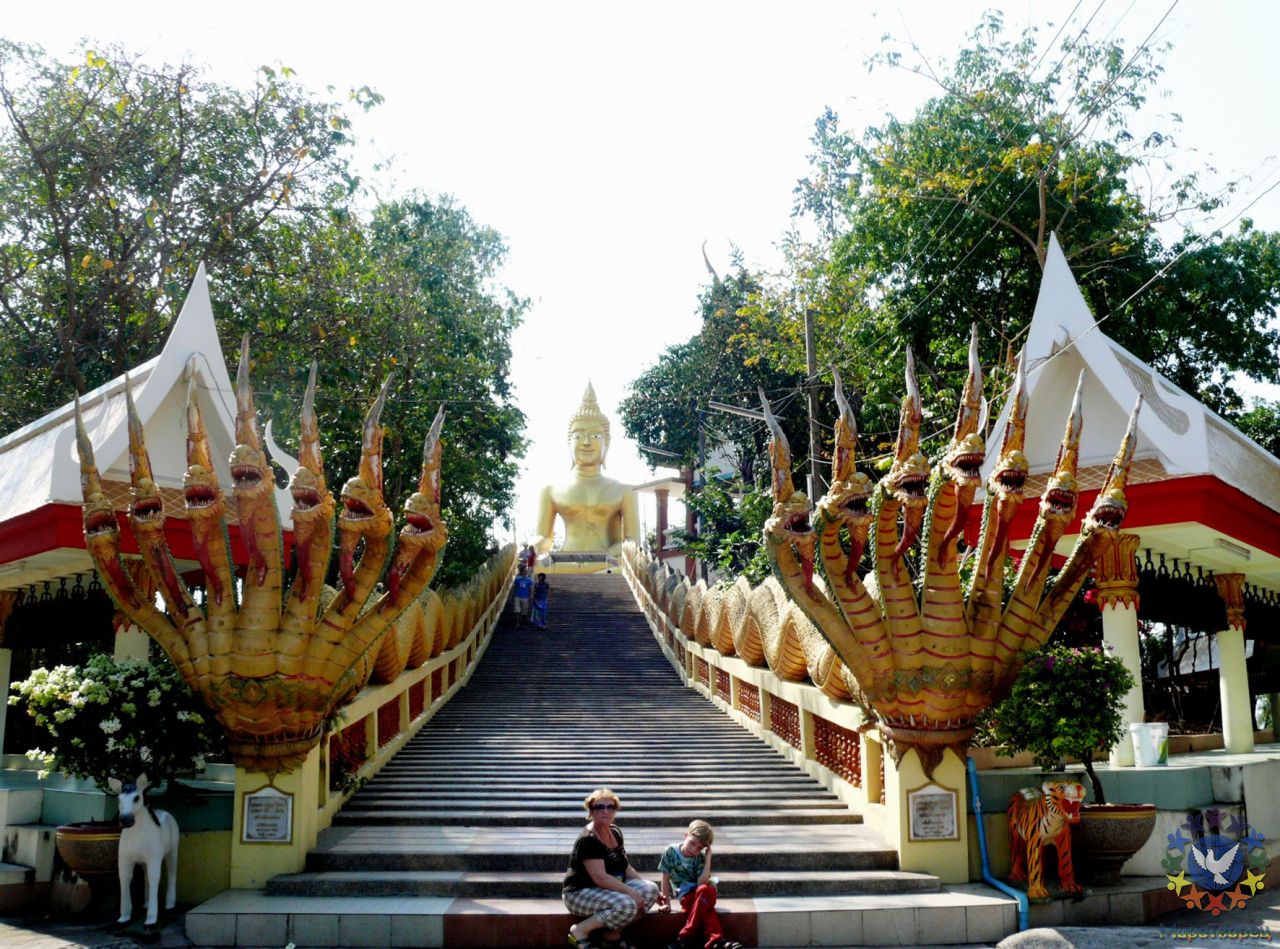 Буддийский храм в Паттайе - Тайланд 2010 отдых МироТворцев, часть 2
