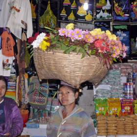 На многочисленных рыночках Багана - Мьянма 2011 (виды, природа, лица) II часть