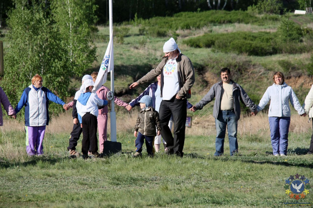 Открытие Аркаима 2011г. - Поднятие флага - Фоторепортаж: Аркаим, 20-22 мая 2011г.