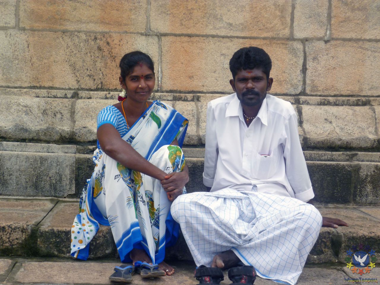 в храме - группа в Индии, ноябрь 2011, часть 2 (стихии Огня и Эфира)