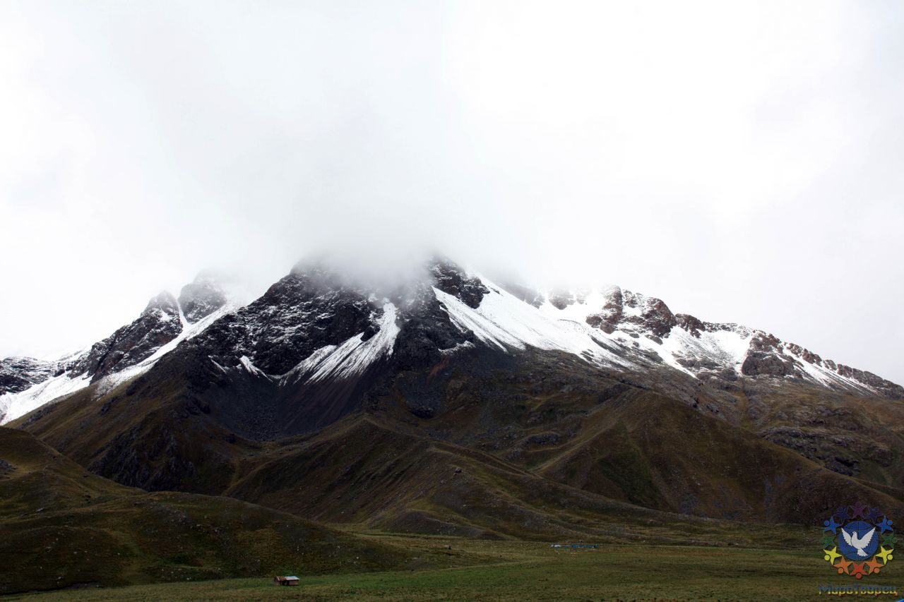 Перевал 4338м. н.у.м., самая высокая точка нашего путешествия - Зарисовки по Перу, о.Пасхи.(Виды, природа)