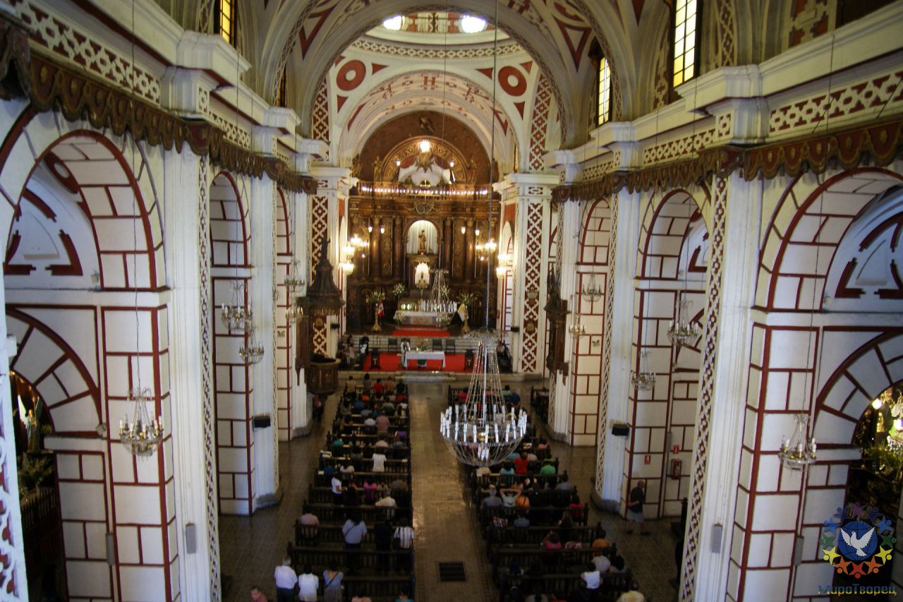 Воскресная служба в Монастыре Сан Франциско. - Перу, февраль 2012, г.Лима