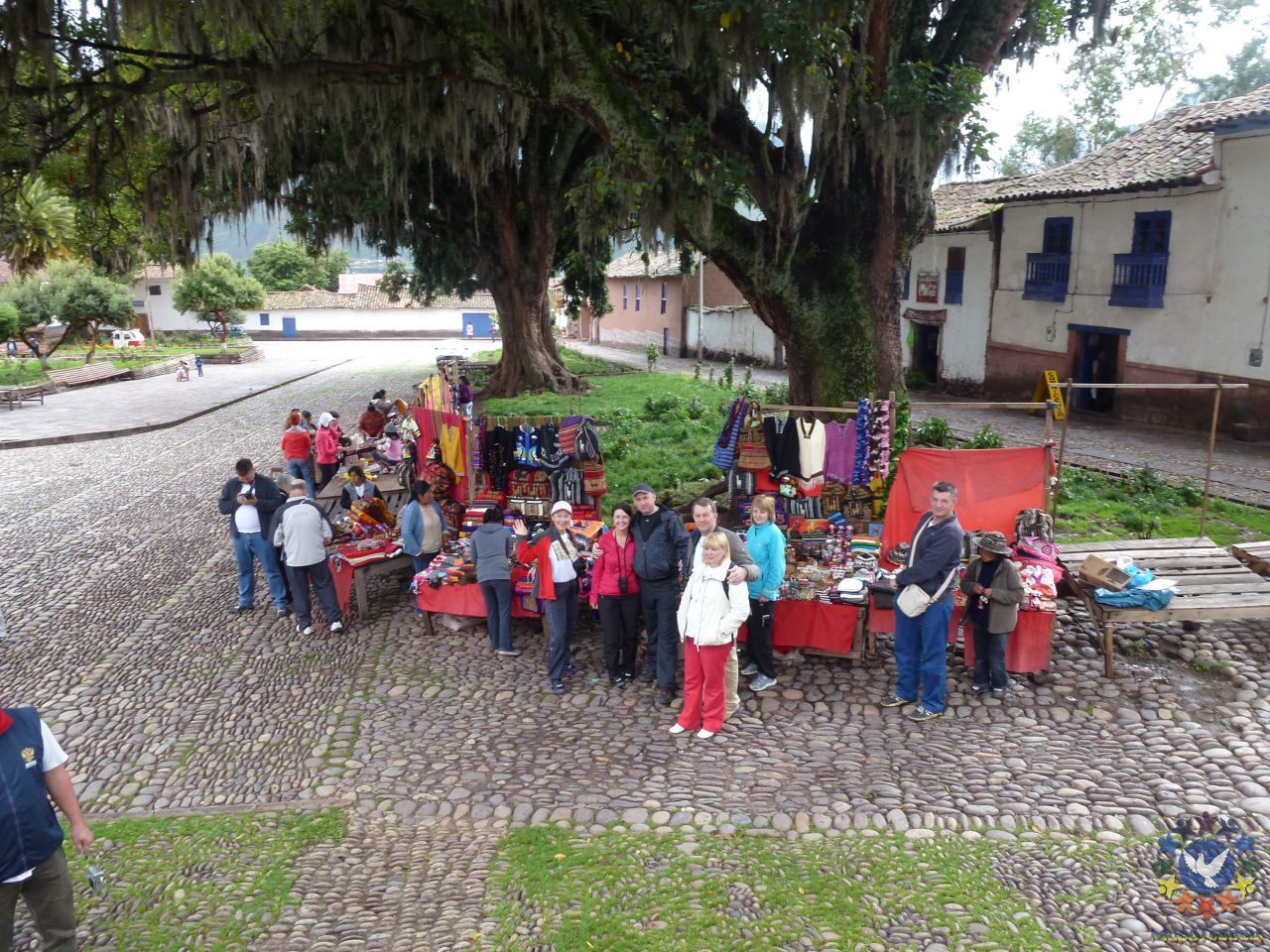 Успеть купить сувениры родным и друзьям - Перу, февраль 2012, г. Пуно, о.Титикака