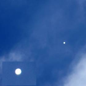 НЛО, в чистом небе светящийся объект - появился сразу после того, как активизировали гиперворота на вулкане. Он повисел несколько минут и исчез - Чили, февраль 2012г., о.Пасхи