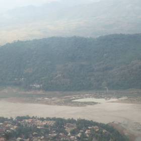 Вид из самолете на Луангпхабанг. Эти пейзажи заворожили нас, и мы решили, что обязательно когда-нибудь сюда вернемся. - Лаос, январь 2012