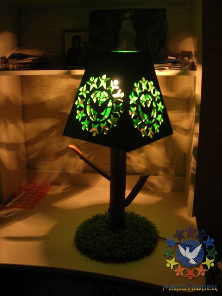 Настольная лампа в концепции Дерева. Сделана к Новогоднему аукциону 2012 - Сделано руками
