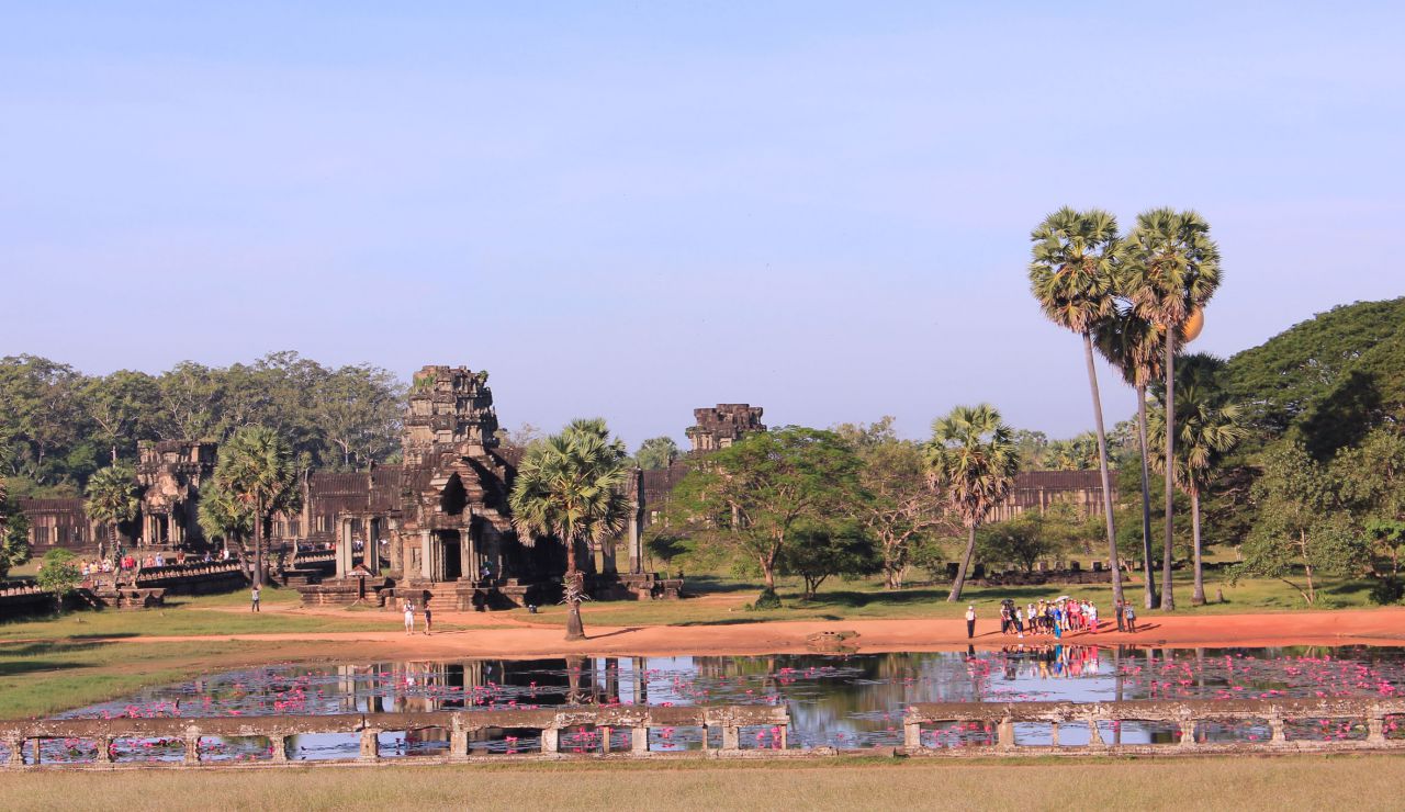 Путешествие группы МироТворцев по Камбодже, декабрь 2012г.
