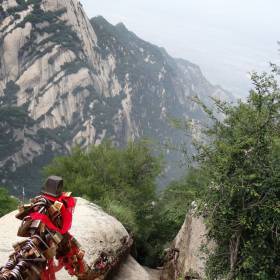Замочки повсюду. - Китай. Май-июнь 2013. Часть 4. Горы Хуаншань.