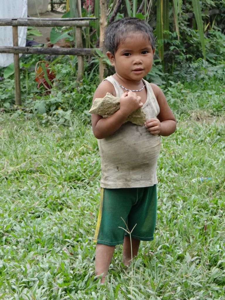 Первый абориген, встретивший нас на окраине деревни. - Австралия, Сингапур, Малайзия,Филиппины. Декабь 2012-январь 2013.