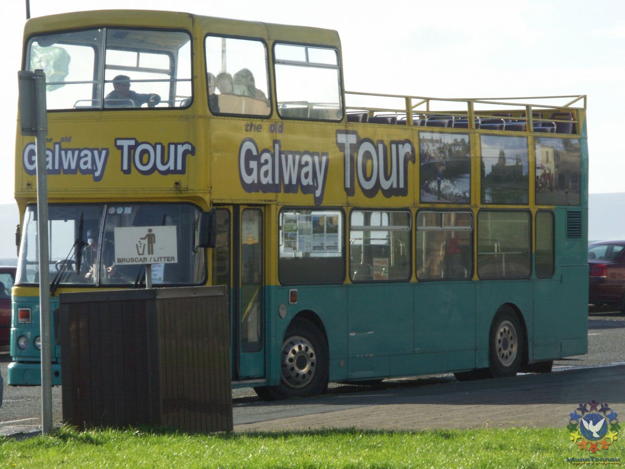 экскурсионный автобус для гостей города. Он курсирует по городу весь день, можно зайти на любой остановке - Поездка в Ирландию октябрь 2013