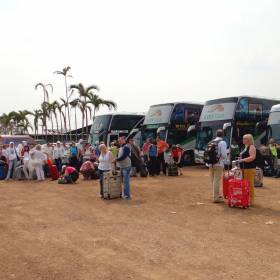 Два перелета, несколько часов на автобусе и мы на границе Тайланда и Камбоджи. - Камбоджа, Лаос. Февраль 2014. Часть 1.<br> Путь в Камбоджу через Узбекистан.