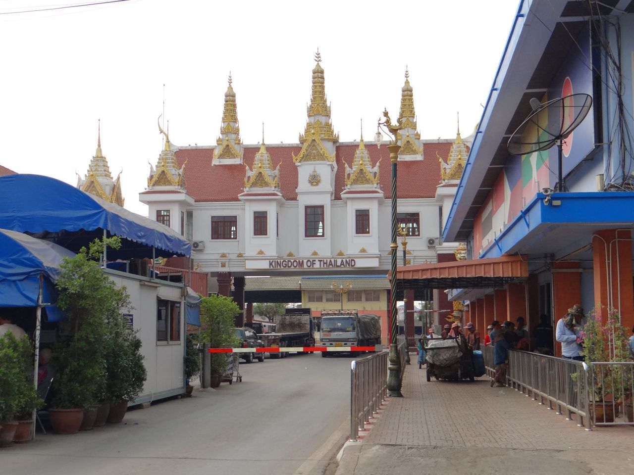 За спиной Королевство Тайланд. - Камбоджа, Лаос. Февраль 2014. Часть 1.<br> Путь в Камбоджу через Узбекистан.