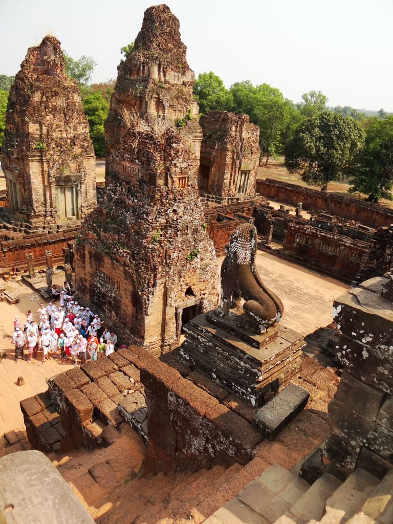 Работа на первом уровне Храма Пре Руп. - Камбоджа, Лаос. Февраль 2014. Часть 2. Ангкор.