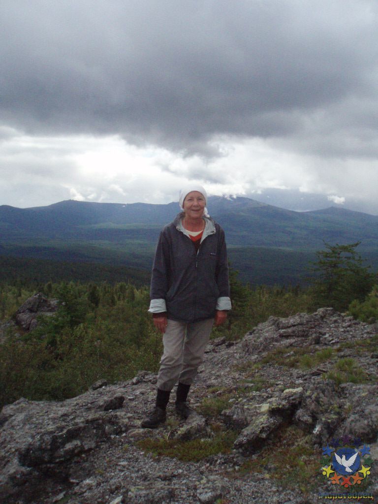 Я на вершине Серебрянного хребта, высота 1200 м - Северный Урал и река Каква