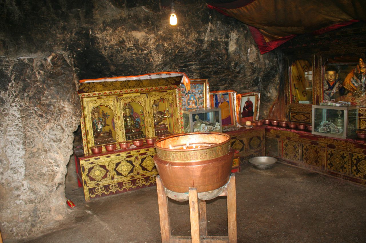 Пещера Атиши - удивительное место. Храмовый комплекс Драг Йерпа Тибет. - Тибет 2014