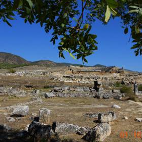  Руины древнего города Хиераполиса. - Турция...