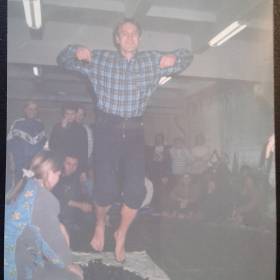 Полёт над стёклами, семинар 2001г. - Прыжки на стёклах без мистики