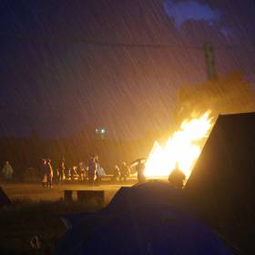 Как дождь не пытался - погасить такой костер он не смог - Фоторепортаж поездки МироТворцев в Аркаим 25-27 июня 2015