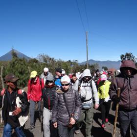 Держим неспешный темп - Гватемала 2016. г.Антигуа. Вулкан Пакайя.