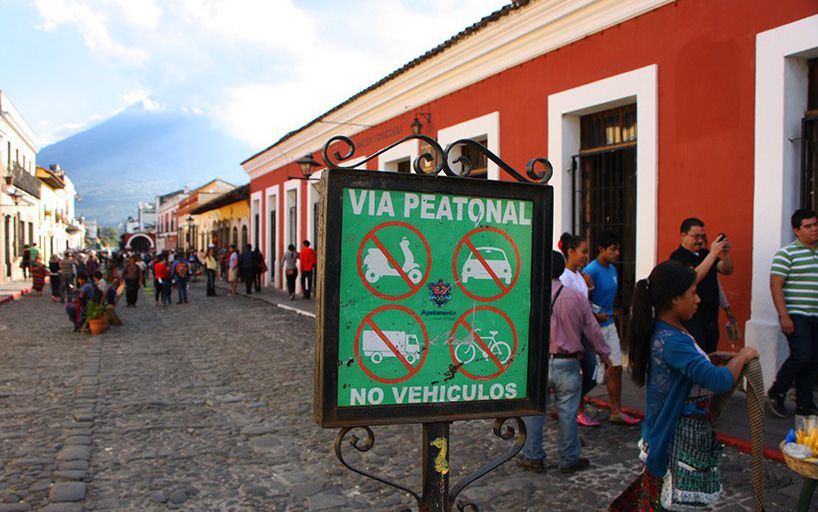  в городе есть определенные ограничения - Гватемала 2016. Колониальный Антигуа.