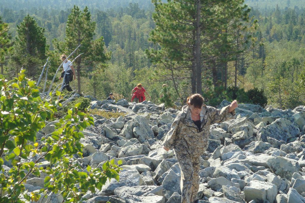 А мы все лезем на северную вершину - Поездка группы «Вестники» на г. Казанский камень и г. Волчиху 12-13 августа  2016 года