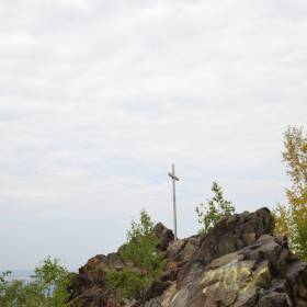 Похожее место на вершине Волчихи - Поездка группы «Вестники» на г. Казанский камень и г. Волчиху 12-13 августа  2016 года