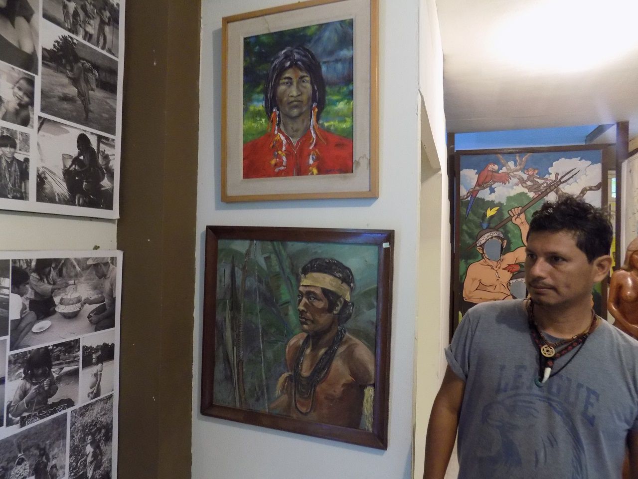 Артуро сохраняет в музее историю племен, хочет сохранить для потомков историю своего народа - Айяуаска.