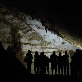 Мраморная пещера является одной из пяти самых красивых пещер мира. - Крым - это Россия...