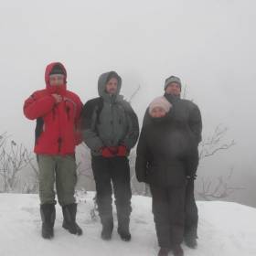 Вершина горы встретила нас сильным ветром и ледяным дождем. - Совместная работа с Миротворцами на горе Сугомак 26.02.2017