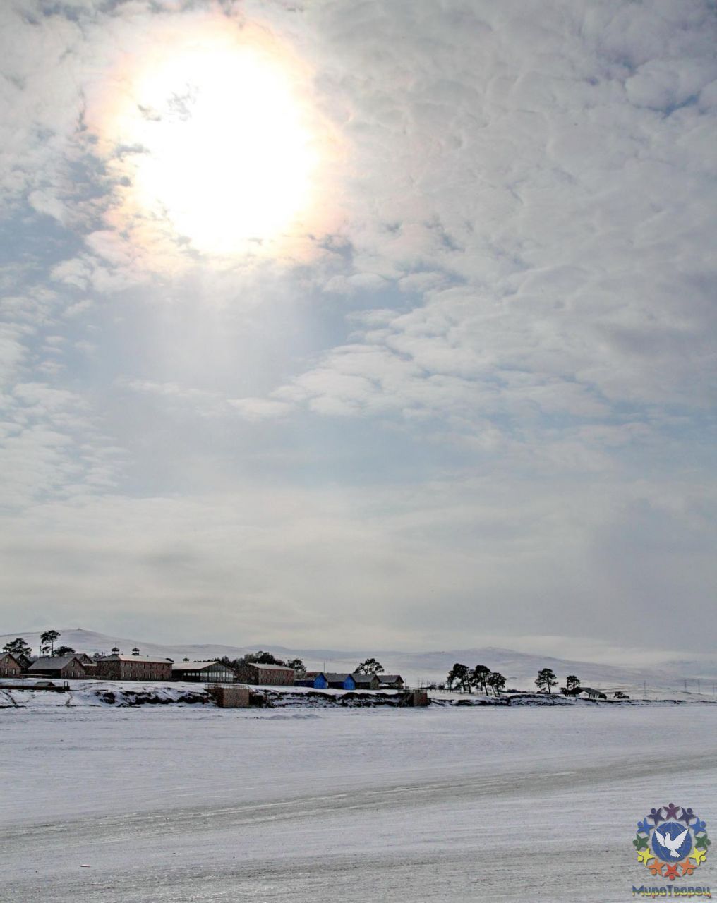Посёлок Хужир, вид с Малого моря. - Море - солнца...мороза...и льда...