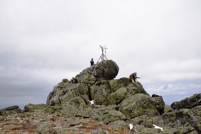 Вот она вершина 1569 метров. - 9-10 июня 2017 года Конжаковский камень.