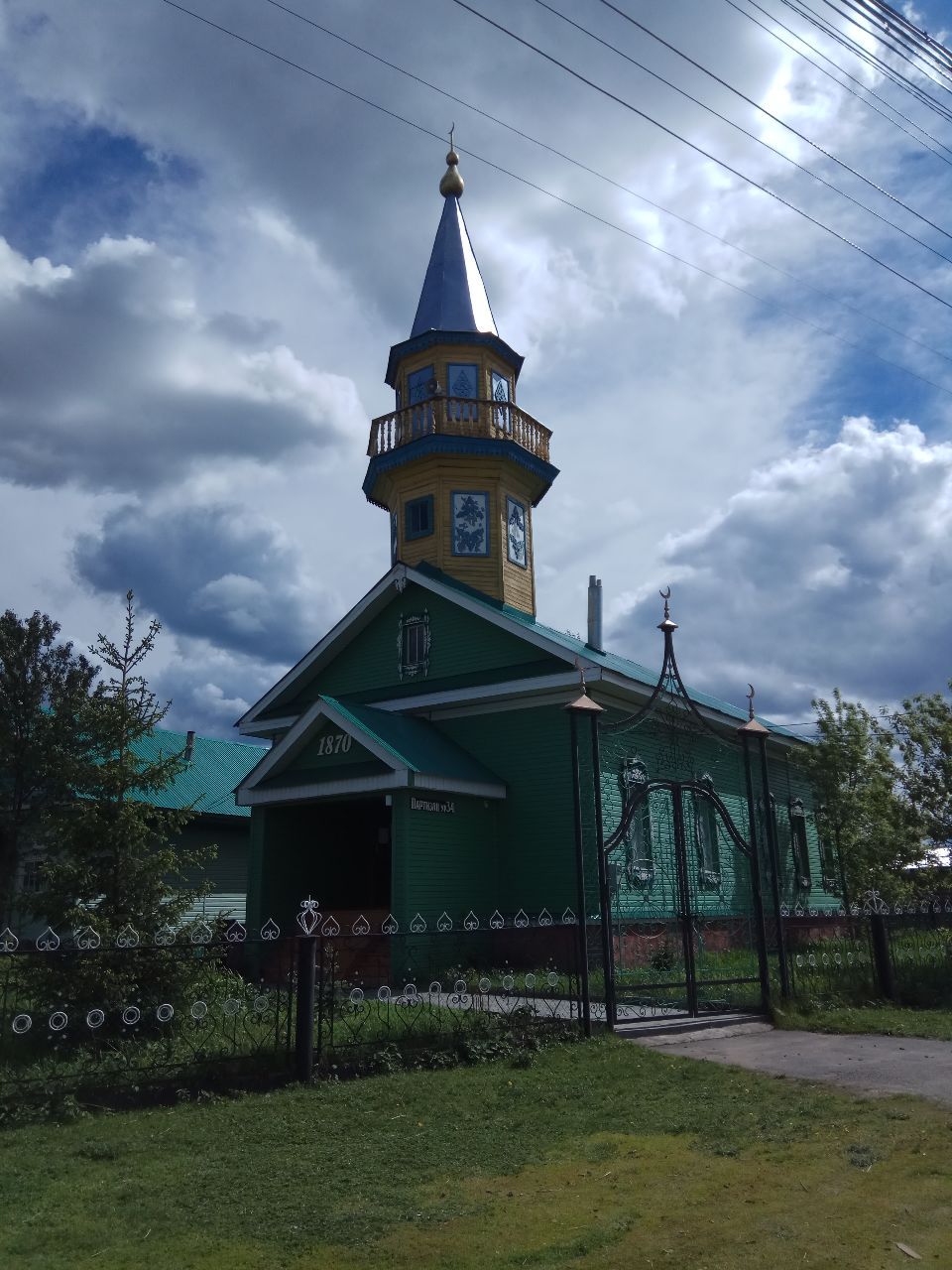 Ахуново, местная мечеть - Поездка группы Луч на Ахуновские менгиры 10-11 июня 2018 г.