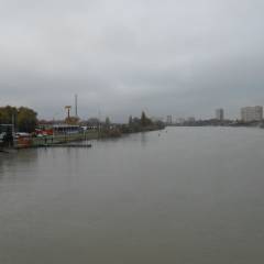 река Кубань, протекающая по городу - ПРЕКРАСНЫЙ ГОРОД КРАСНОДАР ( проза, фото и стихи)