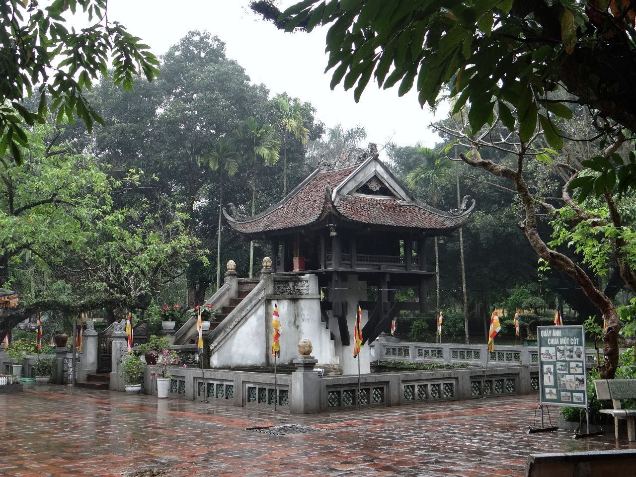 Буддийский Храм на одной свае, очень редкое архитектурное явление - Фотоотчет Вьетнам 2019. Часть 1 - день 1