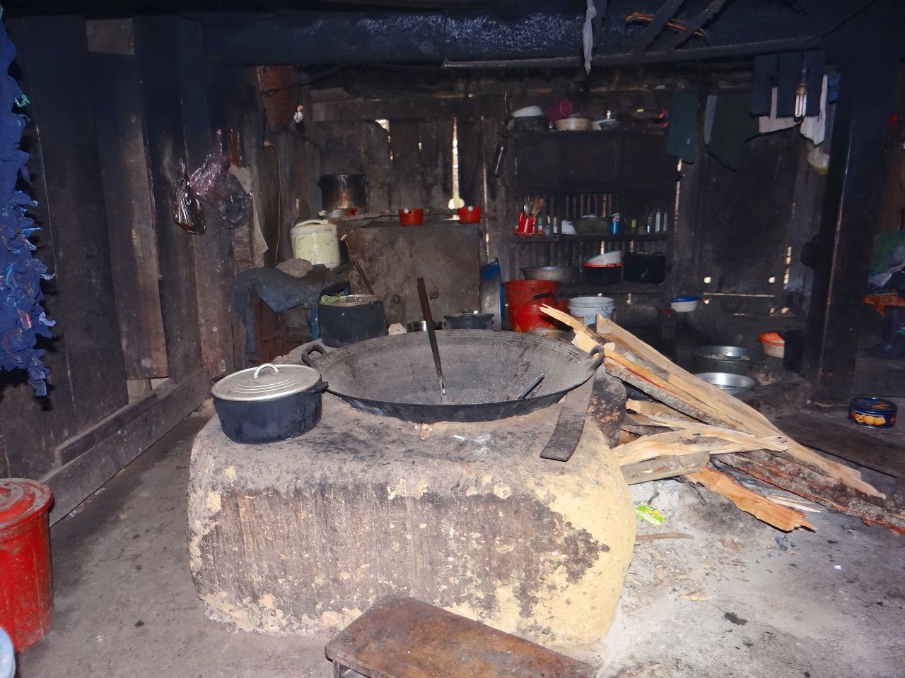 Обычная кухня в обычном доме. - Фотоотчет Вьетнам 2019. Часть2.