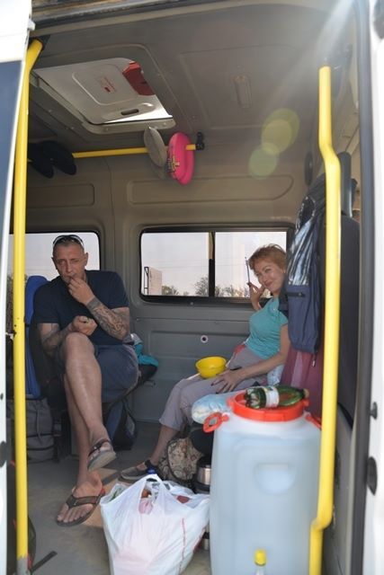 Всего 12 часов в пути, а в автобусе уже по-домашнему уютно. - Поездка группы Вестники в Казахстан. Август 2019 года.