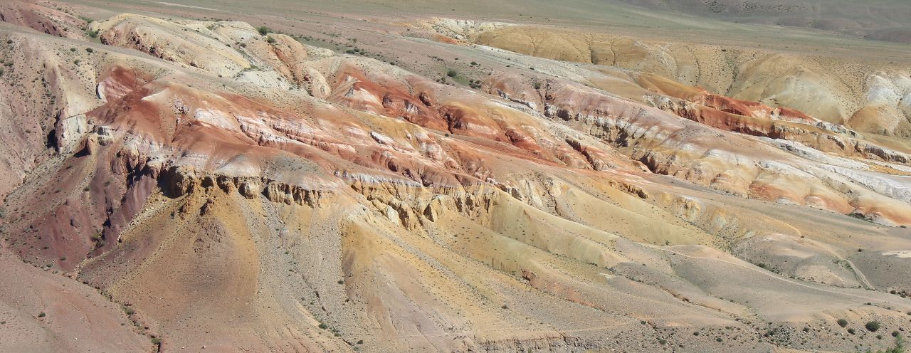 Этим древним цветным глинам более 300 миллионов лет, а название "Марс" придумали ушлые алтайцы для туристов. - Алтай?  Алтай!!!