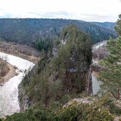 Зилим, правый приток Белой, берет начало на восточном склоне хребта - Зильмердак. - Зилим...река из далёкой- далёкой юности.