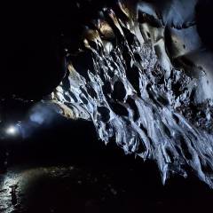 Сказ – одна из самых запоминающихся пещер Челябинской области, вполне оправдывающая свое название. - Ледяной Сказ.