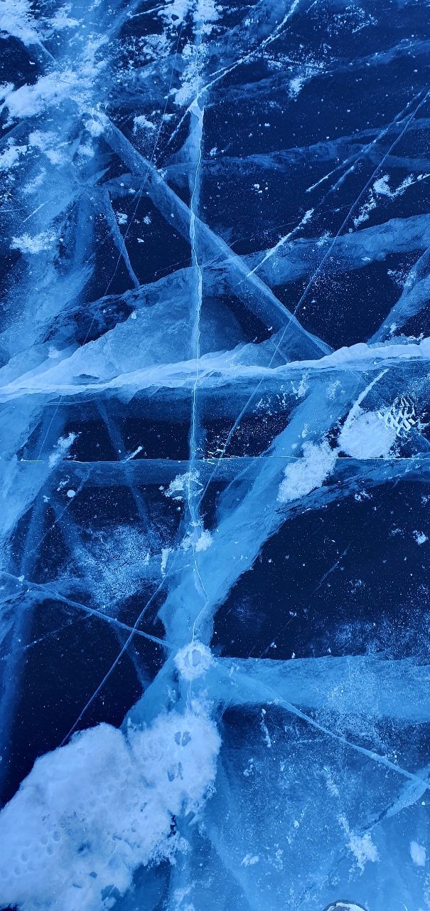 Даже в трещинах льда видны рунические символы, содружество, пробуждение, творение  - Поездка на зимний Байкал 5-13 февраля 2021 год.