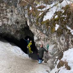 Сугомакская пещера. - Работа группы Вестники на горе Сугомак 21 марта 2023 года.